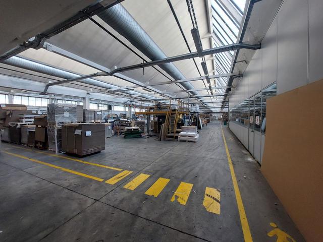 Stabilimenti produttivi in vendita