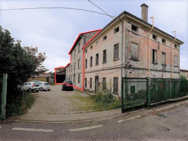 Stabilimenti produttivi in vendita