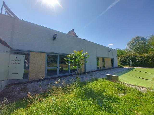 #2536188 Capannone ex palestra con piscina in vendita - foto 2