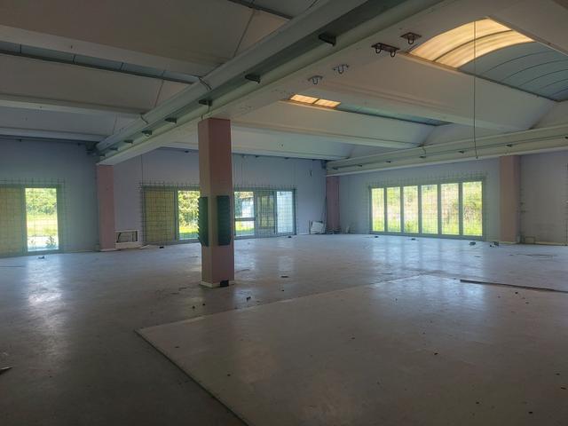 #2536188 Capannone ex palestra con piscina in vendita - foto 5