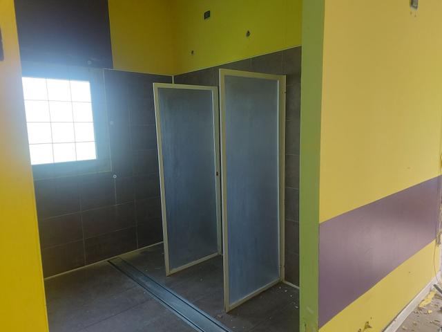 #2536188 Capannone ex palestra con piscina in vendita - foto 12