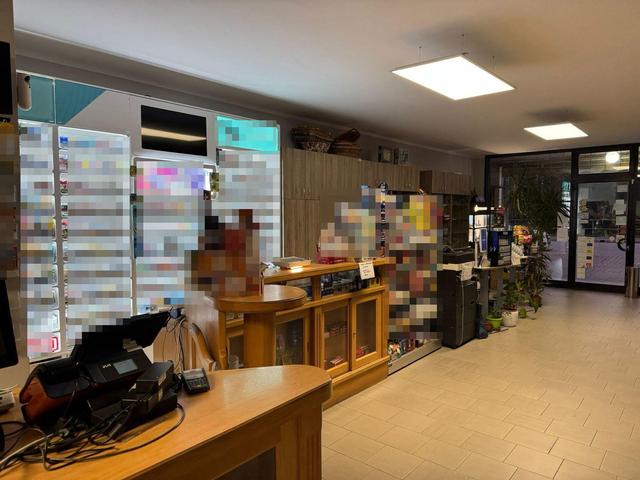 #25213 Tabacchi con elevati aggi in zona di forte passaggio in vendita - foto 2