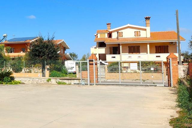 #19449 Complesso artigianale con cortile e pertinenze in vendita - foto 16