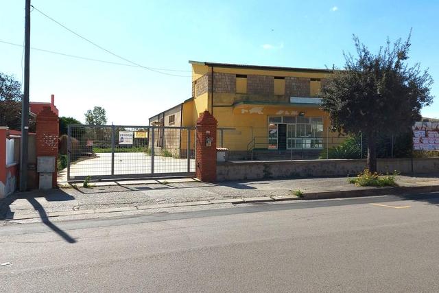#19449 Complesso artigianale con cortile e pertinenze in vendita - foto 19