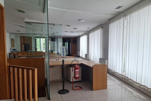 Bancari in vendita