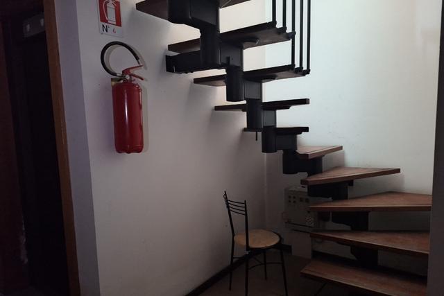 #2536106 Locali di un ex istituto bancario con corte in vendita - foto 11