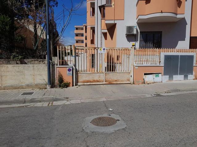 Posti auto in vendita