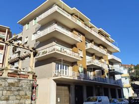 Uffici entro 500 mq in vendita