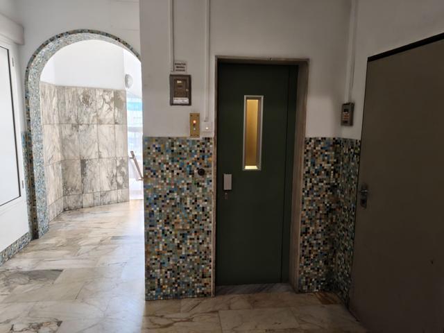 Grandi dimensioni in vendita