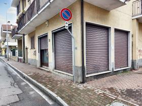 Negozi in vendita