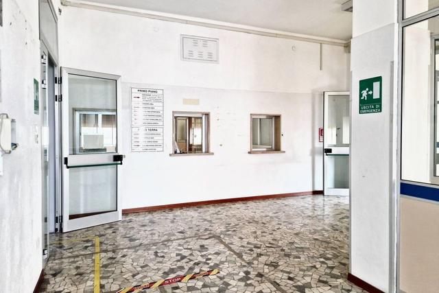 Edifici direzionali in vendita