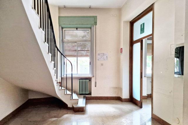 Edifici direzionali in vendita