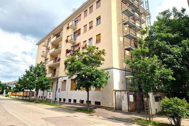 Edifici direzionali in vendita