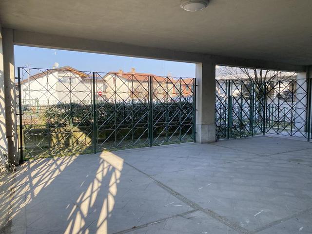 Negozi in vendita