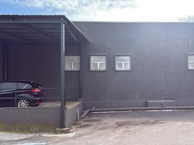 Stabilimenti produttivi in vendita