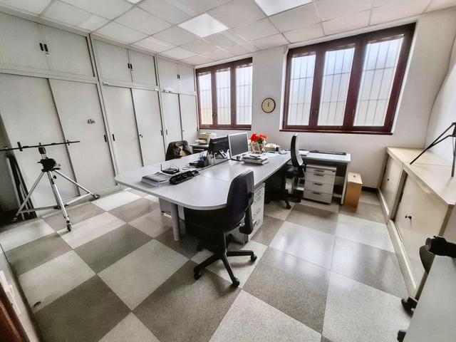 #24995 Capannone industriale con uffici, frazionabile in vendita - foto 21