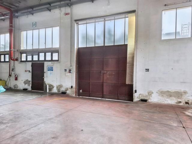 #24995 Capannone industriale con uffici, frazionabile in vendita - foto 31
