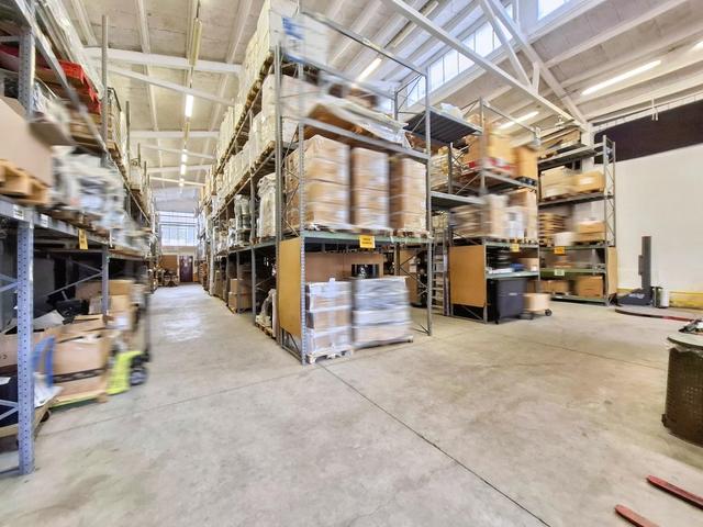 #24995 Capannone industriale con uffici, frazionabile in vendita - foto 19