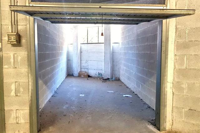 Garage in vendita