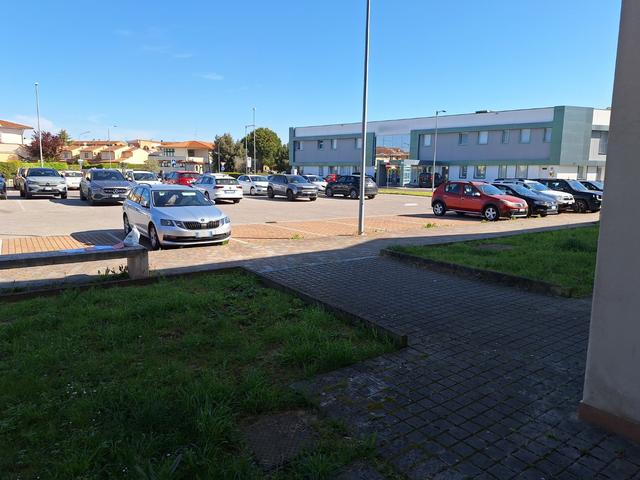 Negozi in vendita