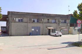 Magazzini in vendita