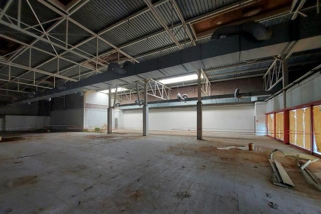 #14882 Porzione di capannone uso commerciale in vendita - foto 7