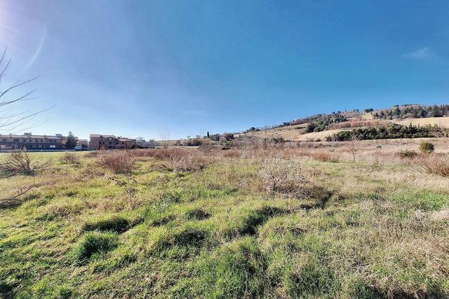 #22739 Area edificabile di 47240 mq in vendita - foto 2
