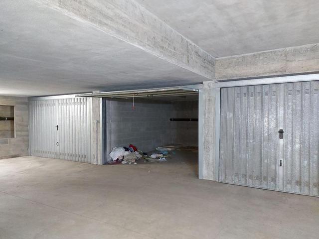 Garage in vendita