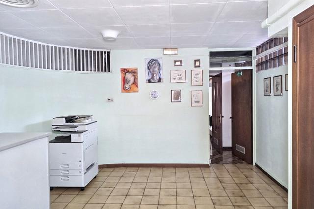 Negozi in vendita