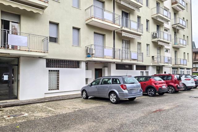 #2537012 Locale commerciale al piano terra in vendita - foto 17