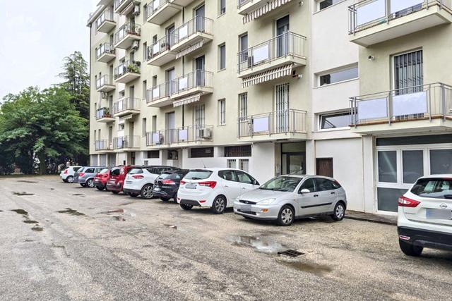 #2537012 Locale commerciale al piano terra in vendita - foto 19