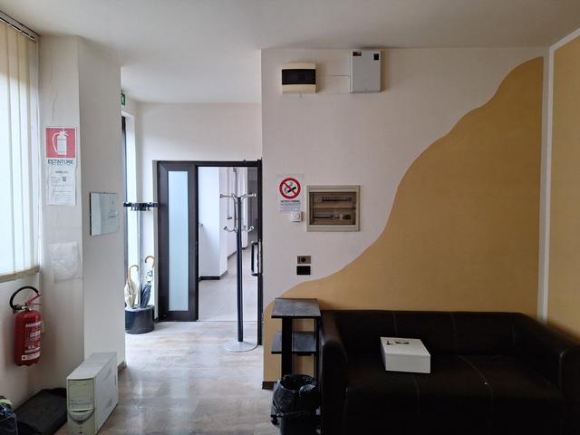 #2537462 Ufficio con magazzino in vendita - foto 3