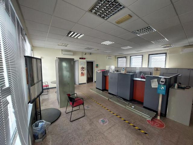 #25932 Locale commerciale ex banca in vendita - foto 11