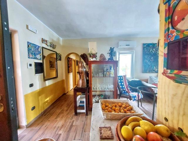 Indipendenti in vendita