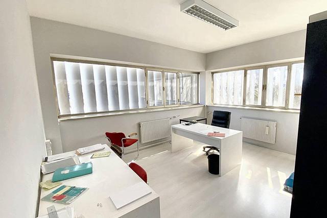 Stabilimenti produttivi in vendita