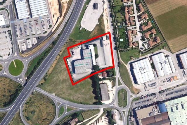 #24599 Opificio con showroom uffici e corte privata in vendita - foto 33