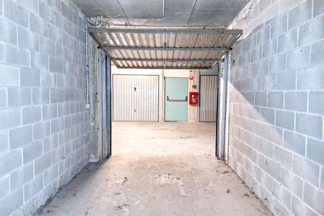 Garage in vendita