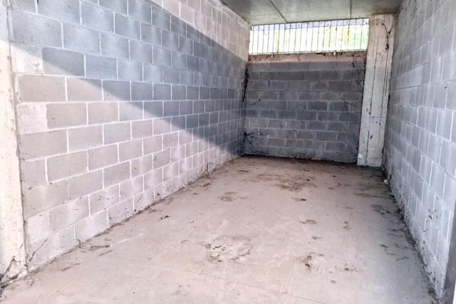 Garage in vendita