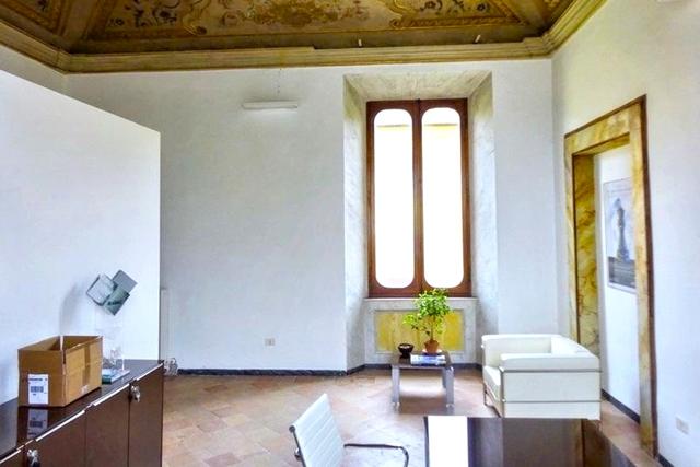 Studi privati in vendita