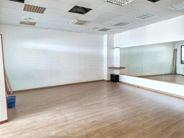 #20500 Locale commerciale e magazzino in vendita - foto 4