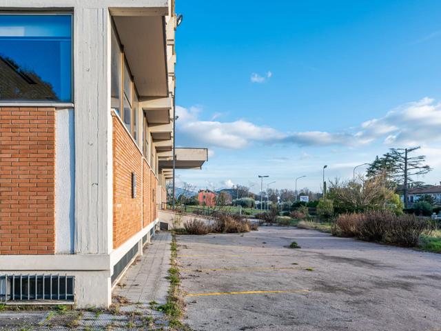 Stabilimenti produttivi in vendita