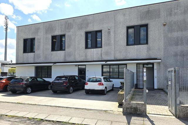#2639141 Edificio artigianale con negozio e terreno in vendita - foto 11