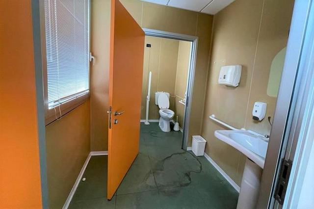 #14785 Complesso direzionale con parcheggio in vendita - foto 2