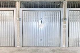 Garage in vendita