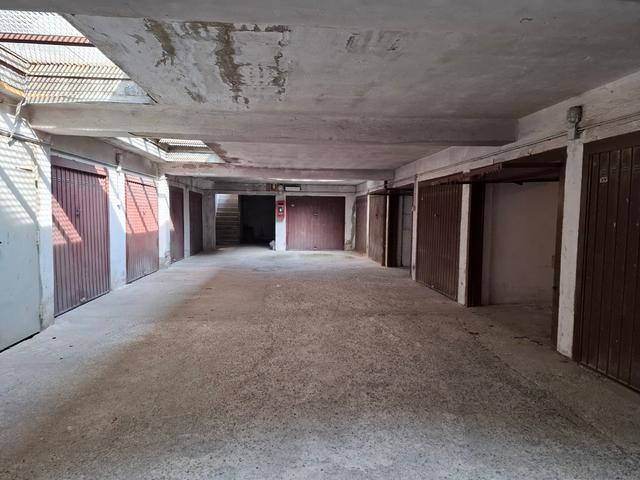 Garage in vendita