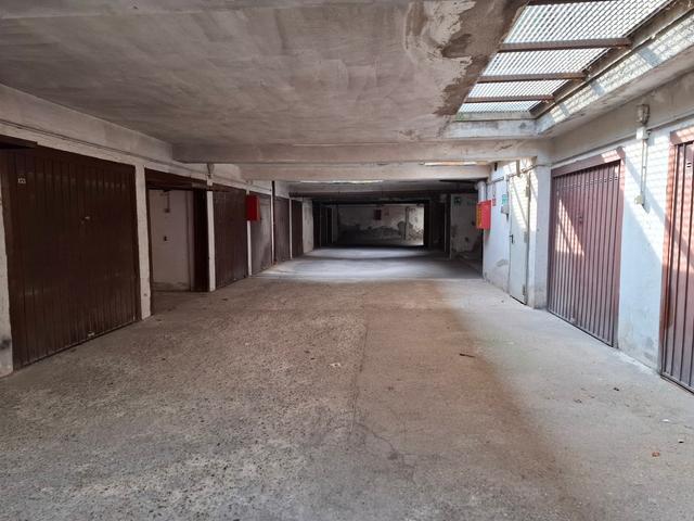 Garage in vendita