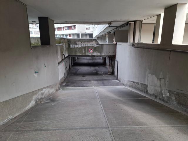 Garage in vendita