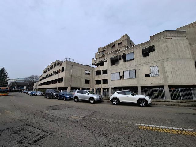 Garage in vendita