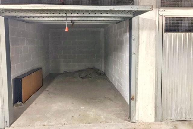 Garage in vendita
