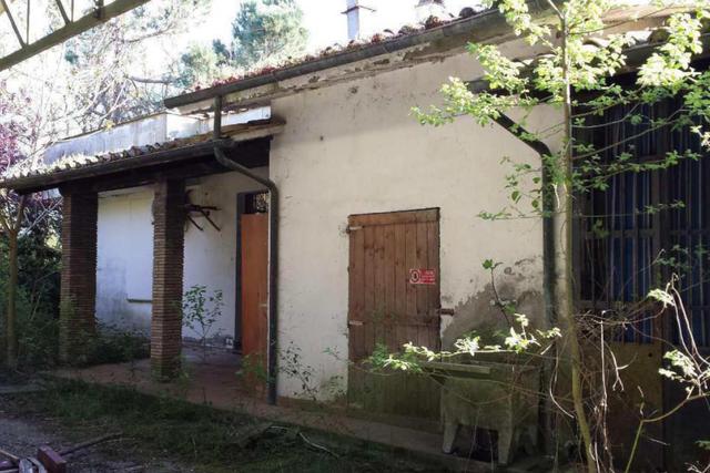 Complessi commerciali in vendita